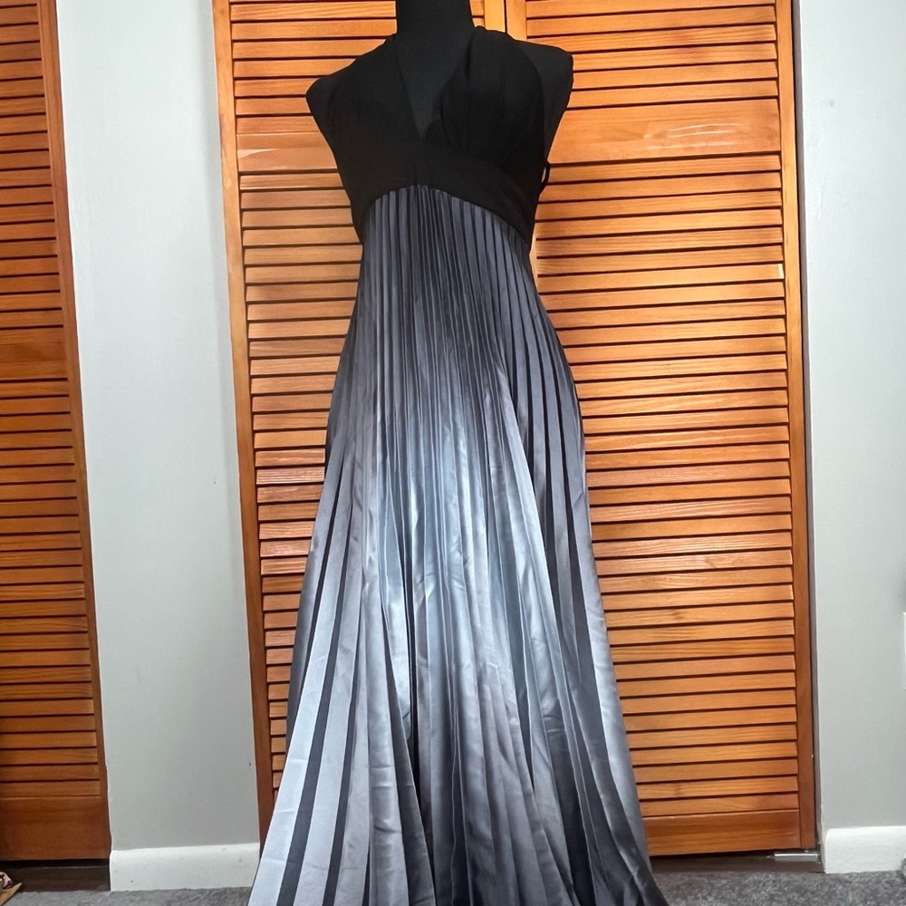 Betsy & Adam Black and Gray Ombre Maxi Dress